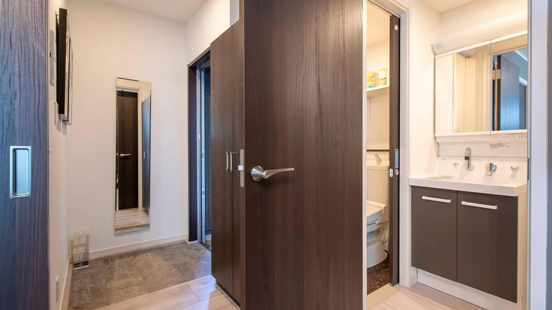 Livion III Apartment Tokyo 0*,  Japan