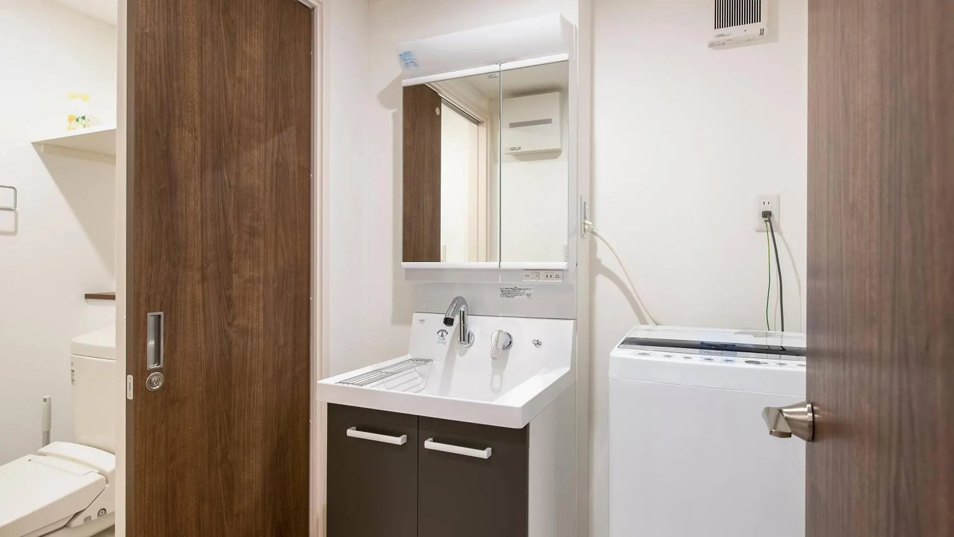 Livion III Apartment Tokyo